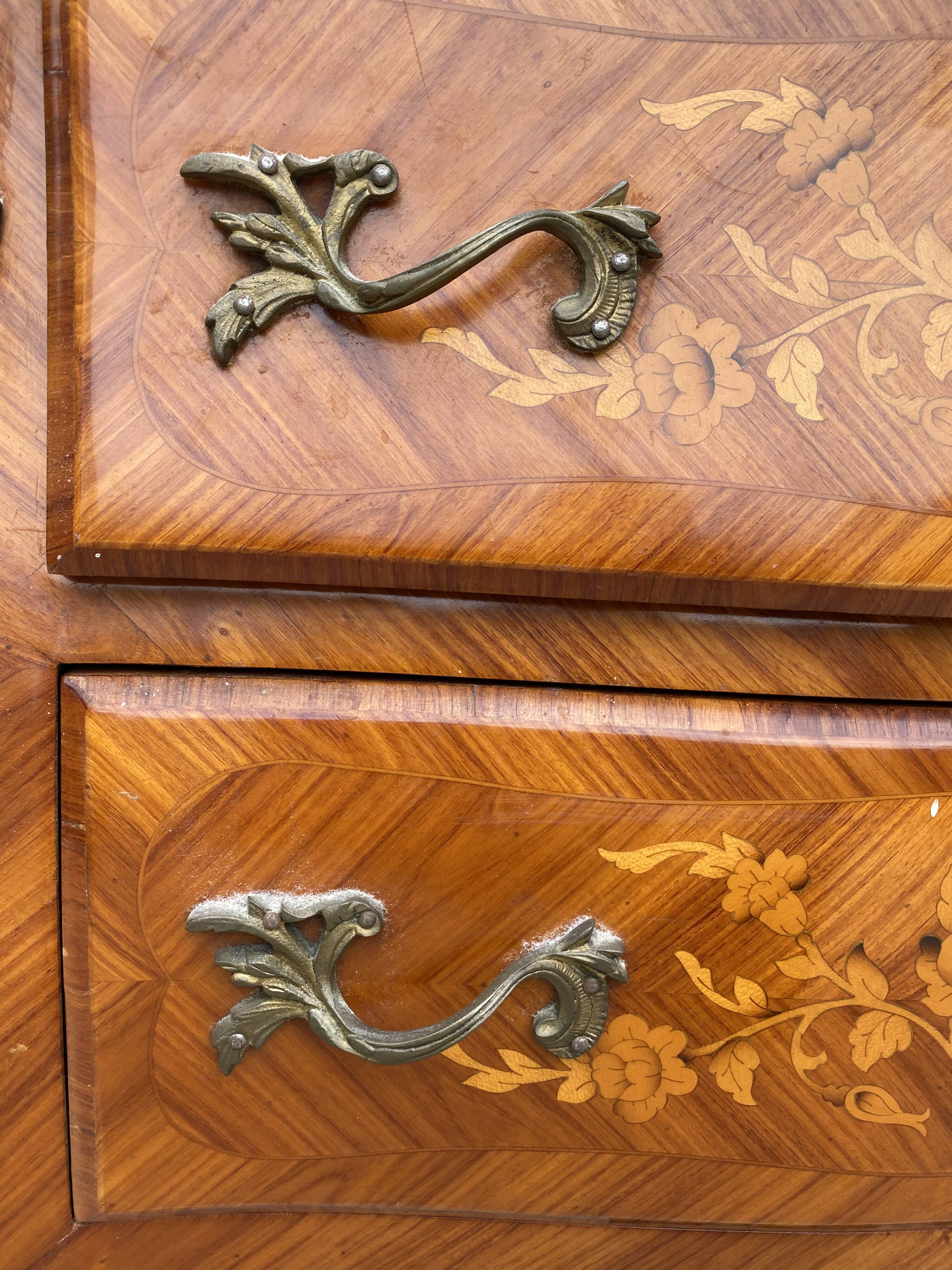 Chest of drawers Louis XV