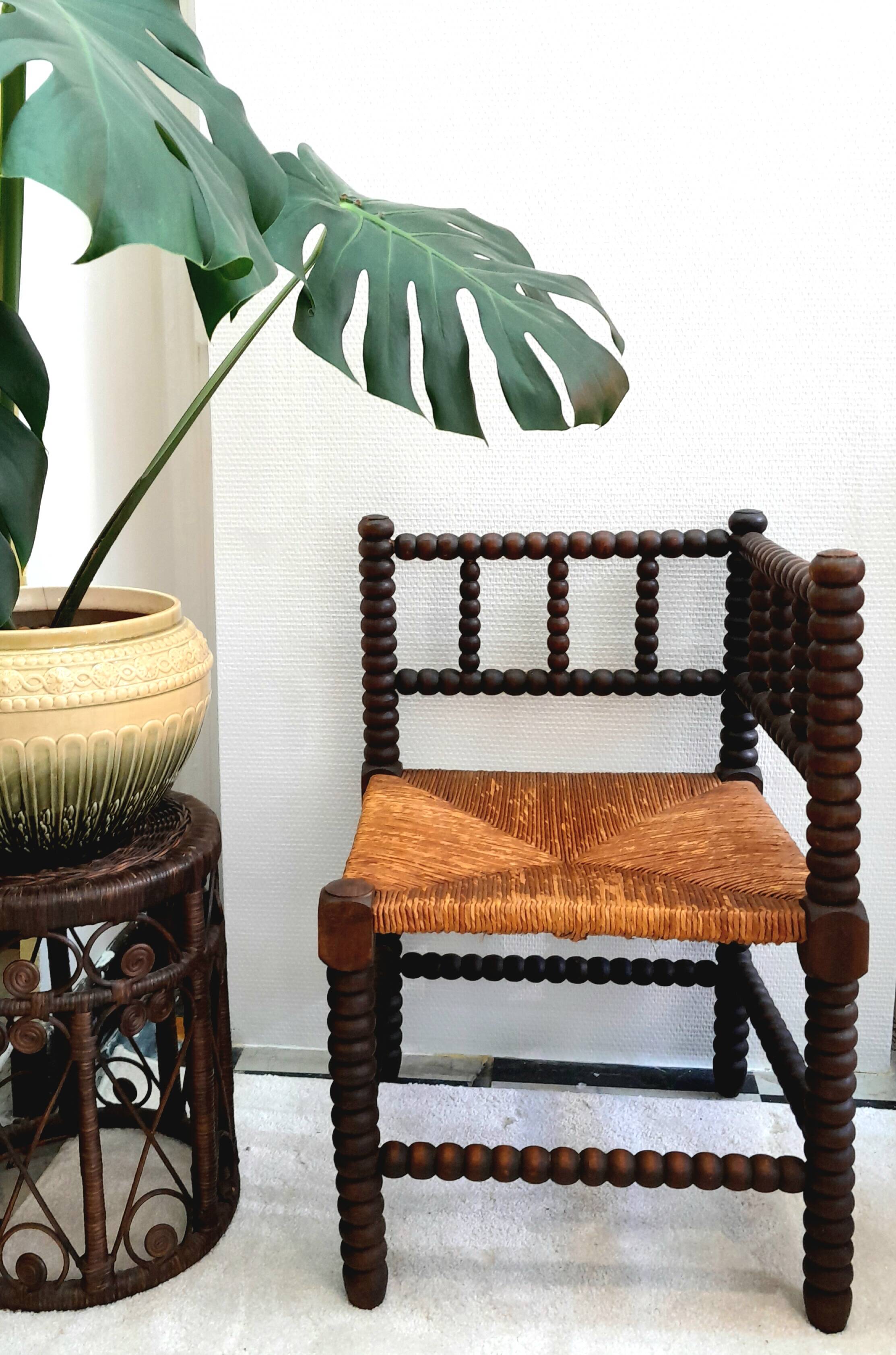 Chaise d'angle bobine en bois vers 1940