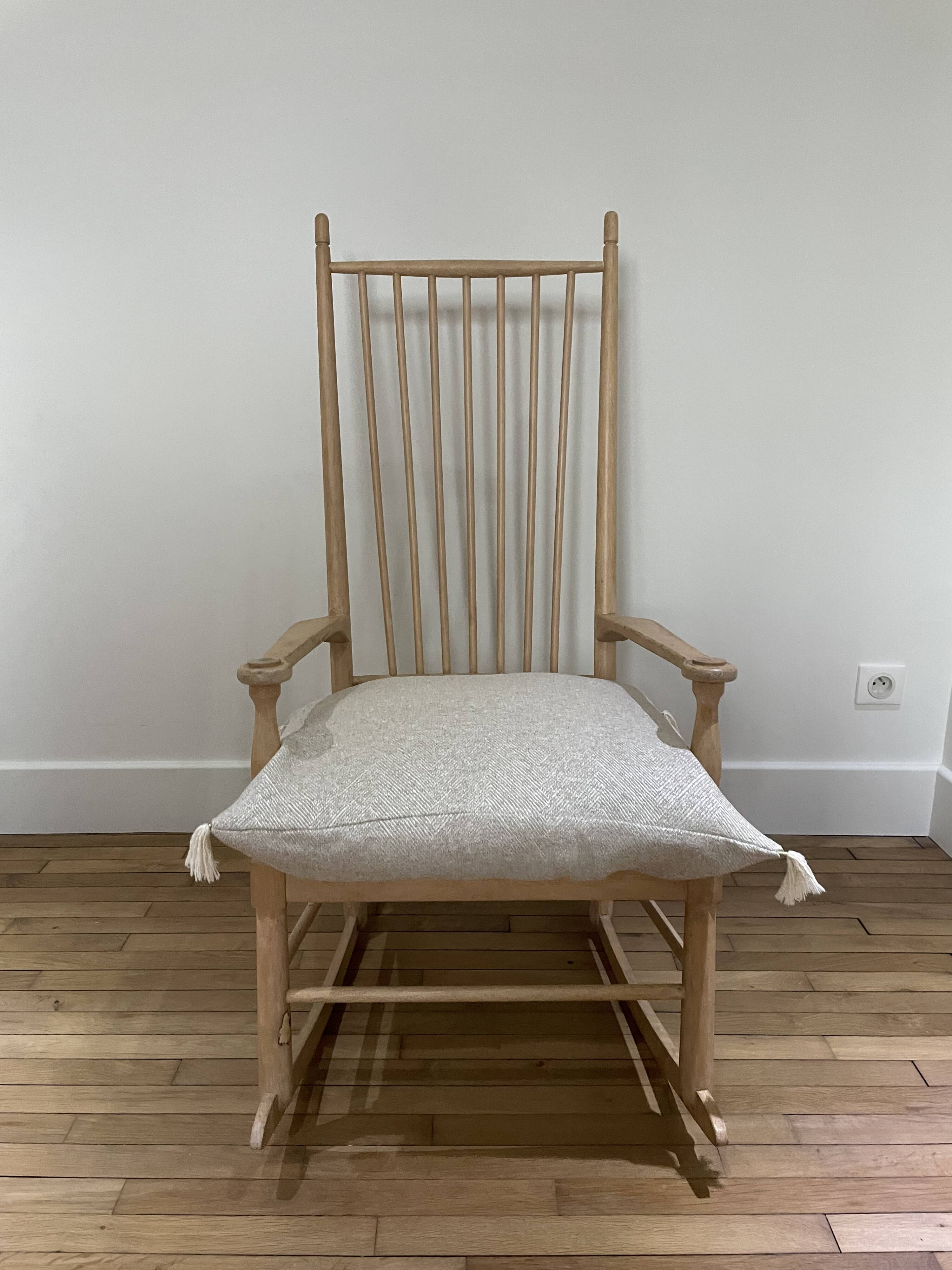 Vintage rocking chair