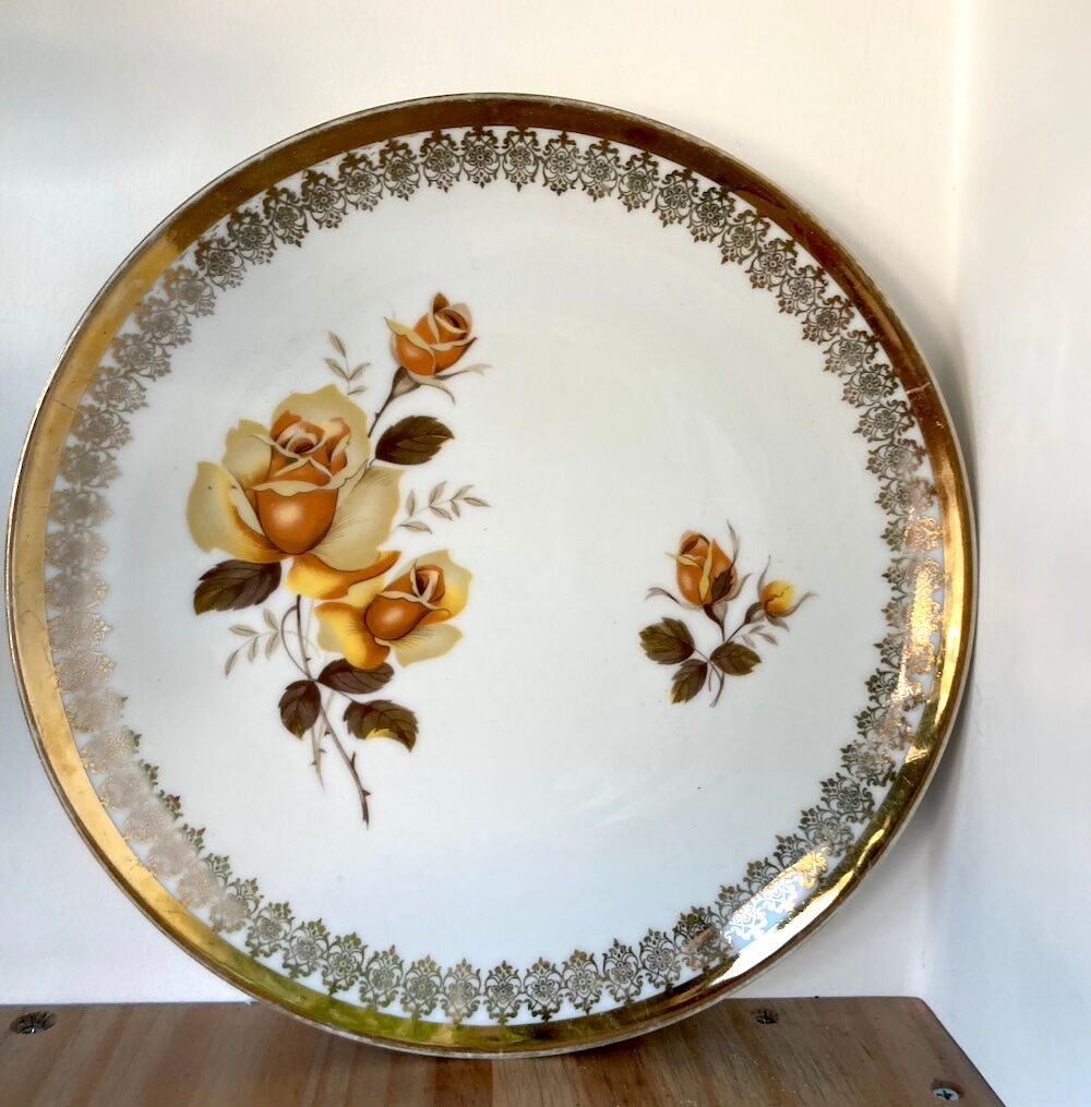 Vintage dish L.E.S Porcelain decorated with roses