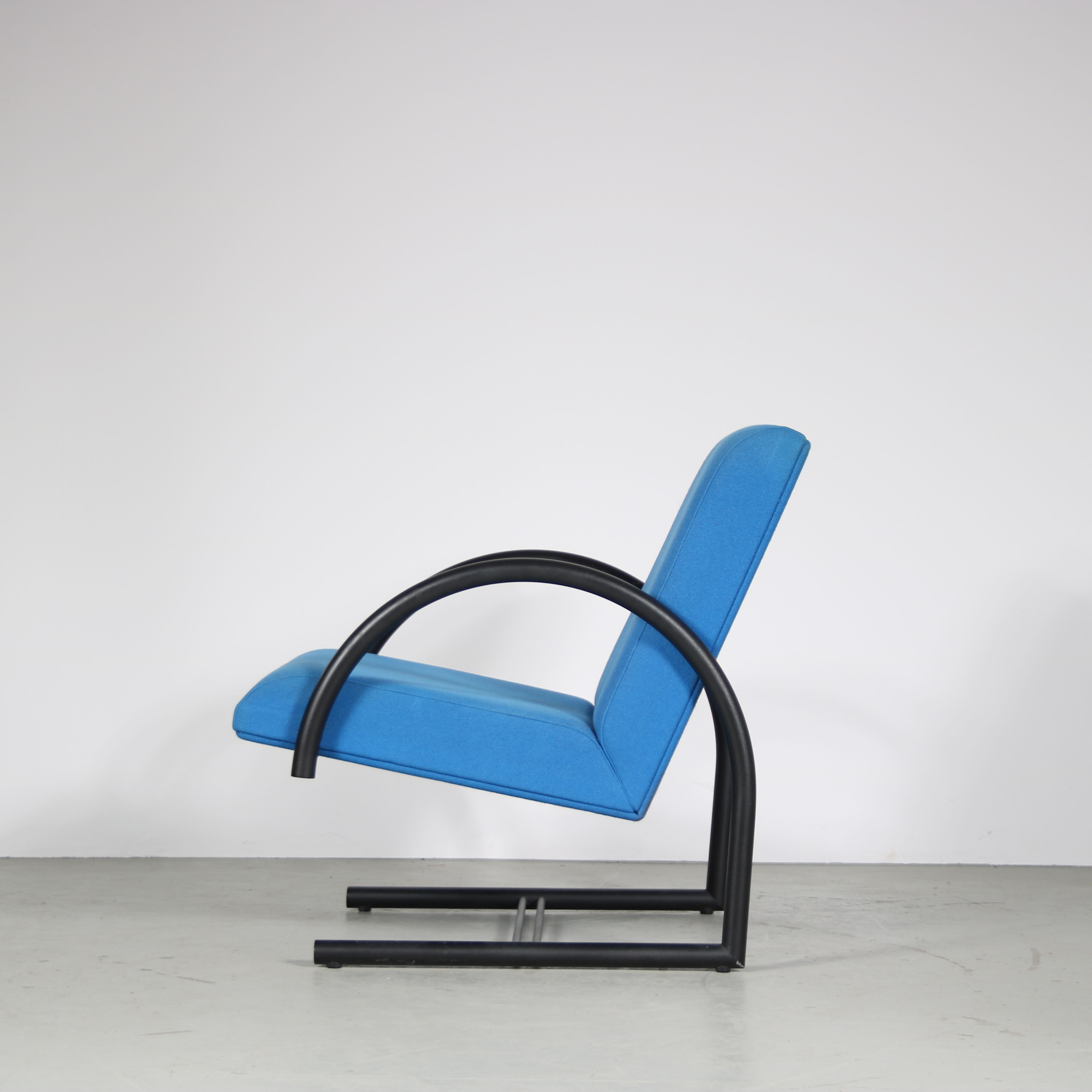 1980s “Cirkel” Lounge chair by Karel Boonzaaijer & Pierre Mazairac for Hennie de Jong International