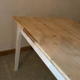 Two-tone table