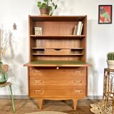 Scandinavian secretary