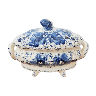 Delft earthenware covered dish
