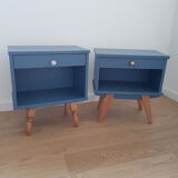 Vintage bedside table - turned wooden compass legs