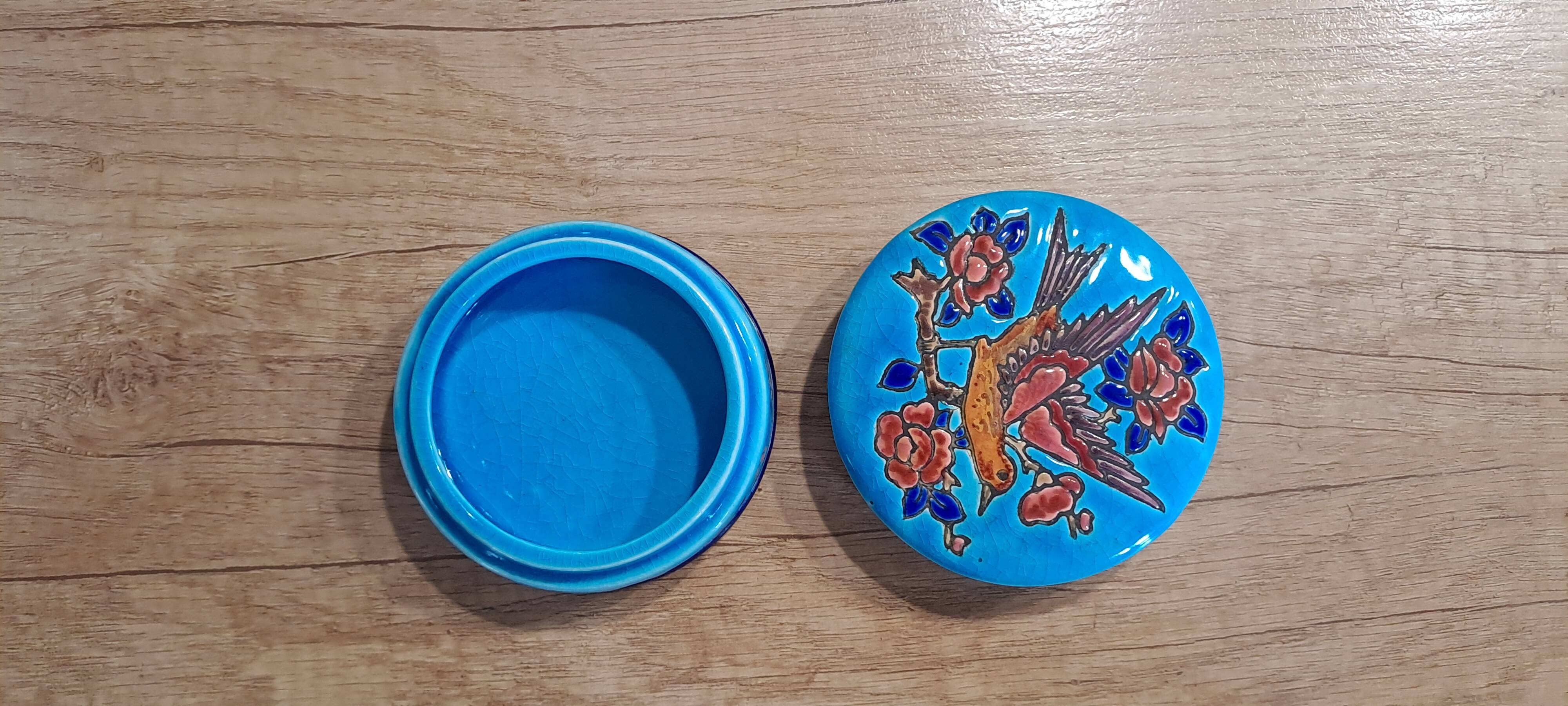 Antique box in Longwy enamels signed Nadia Finco