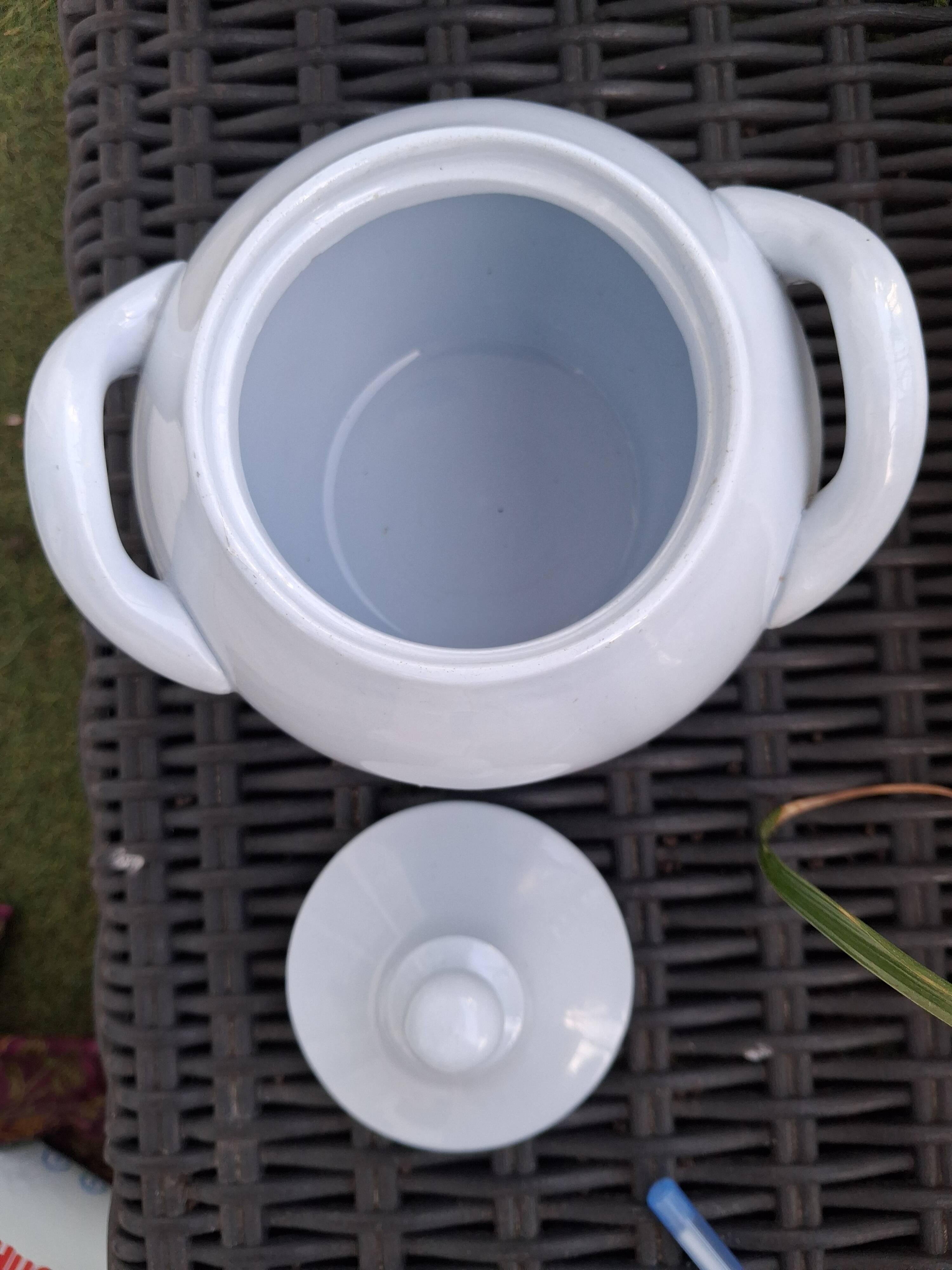 Pastel blue sugar bowl Sarreguemines France
