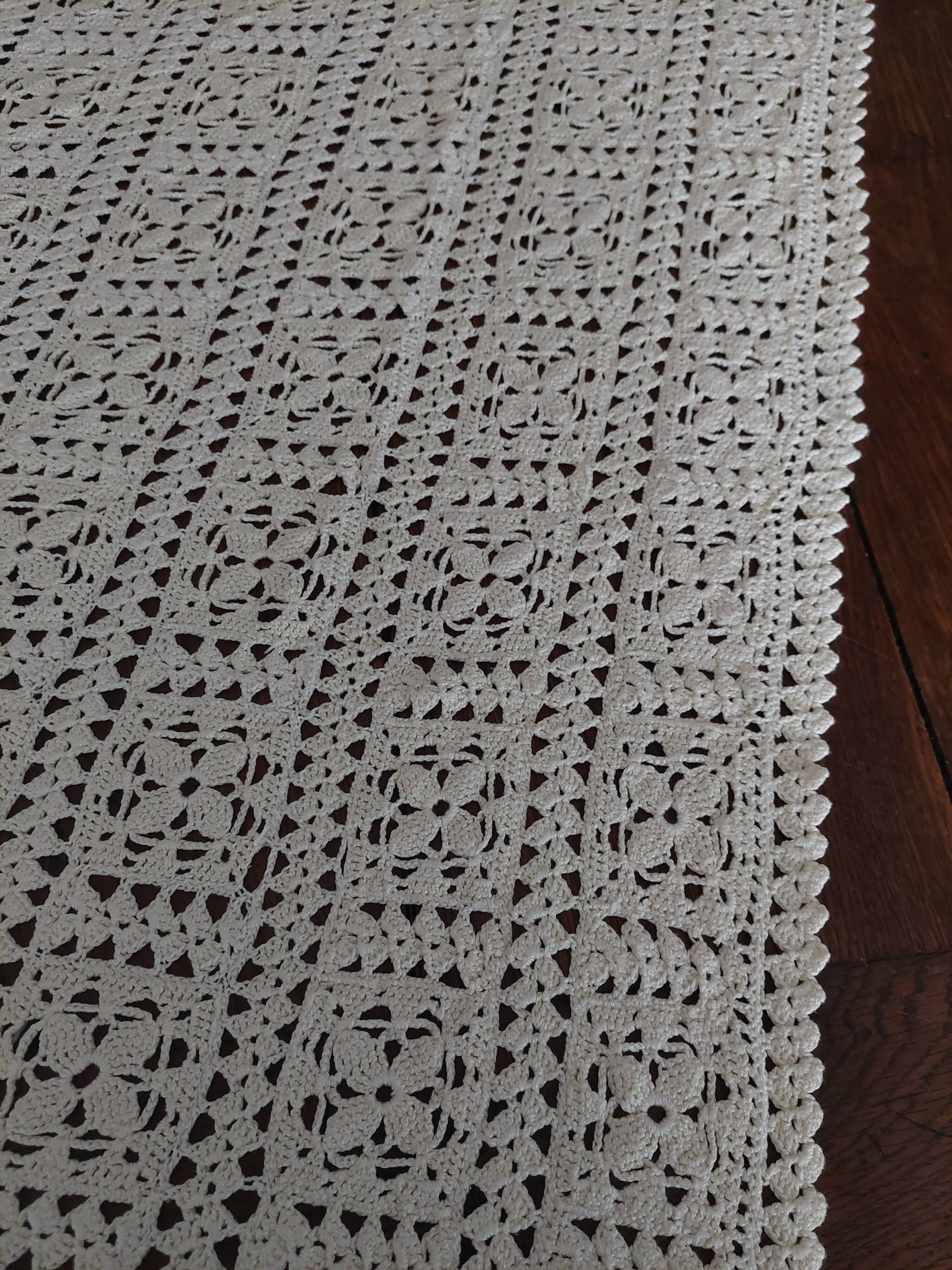 Vintage crochet cotton bedspread 120 X 220 cm