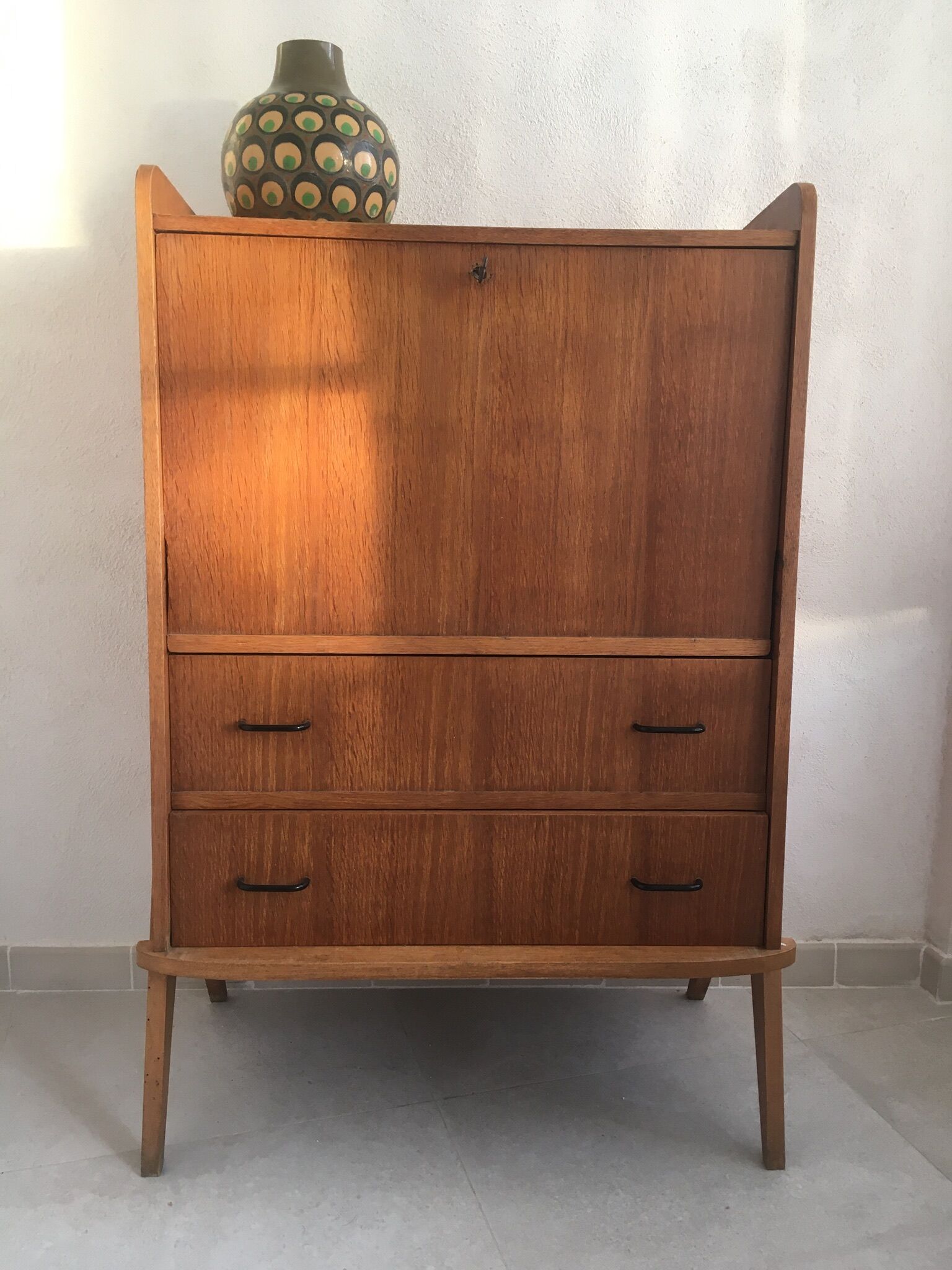 Secretary 50s