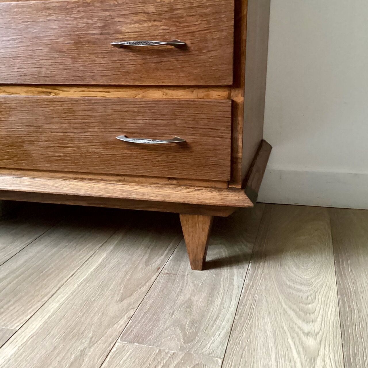 Vintage chest of drawers
