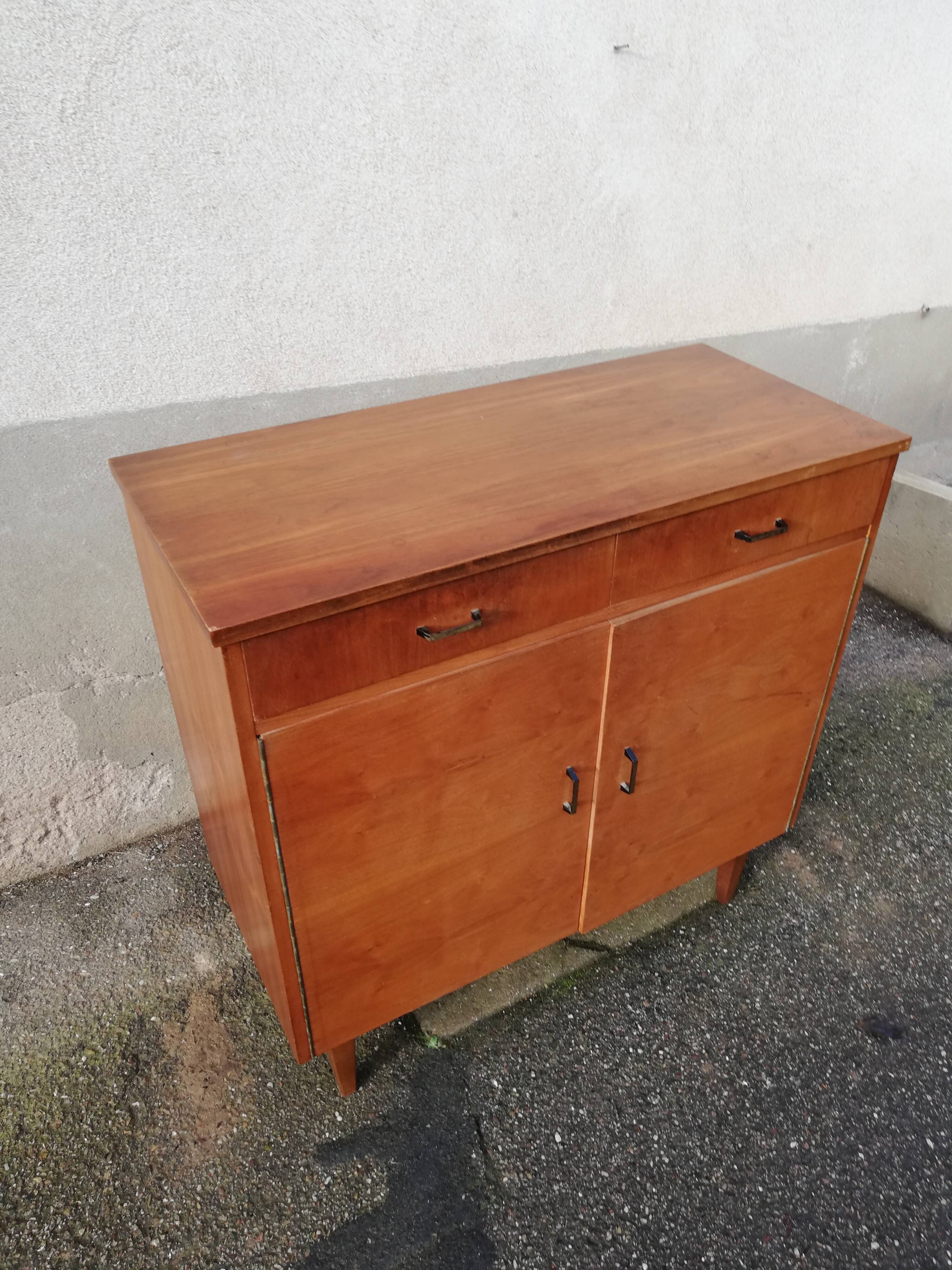 Vintage sideboard 2 doors 2 drawers