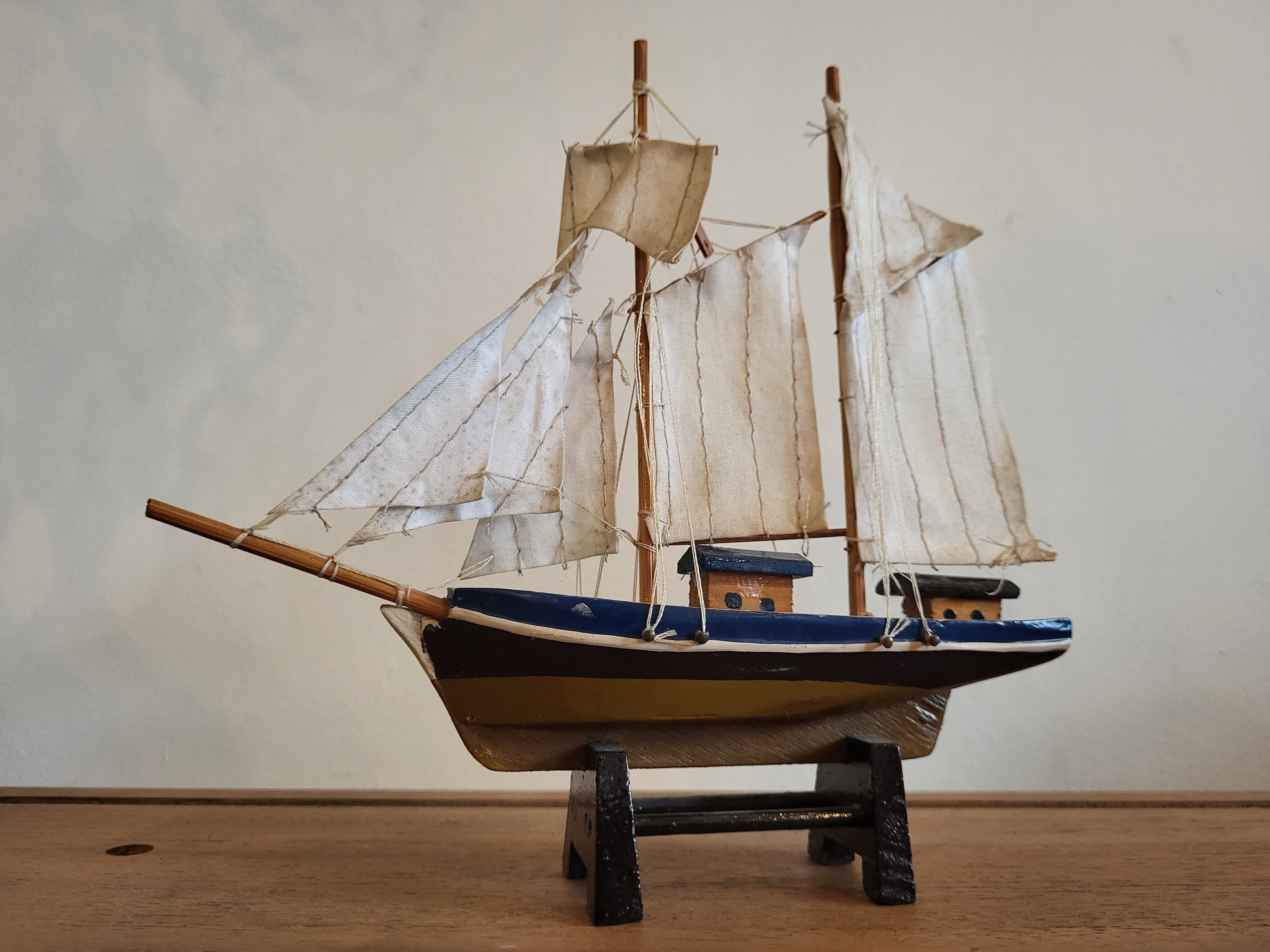 Model boat