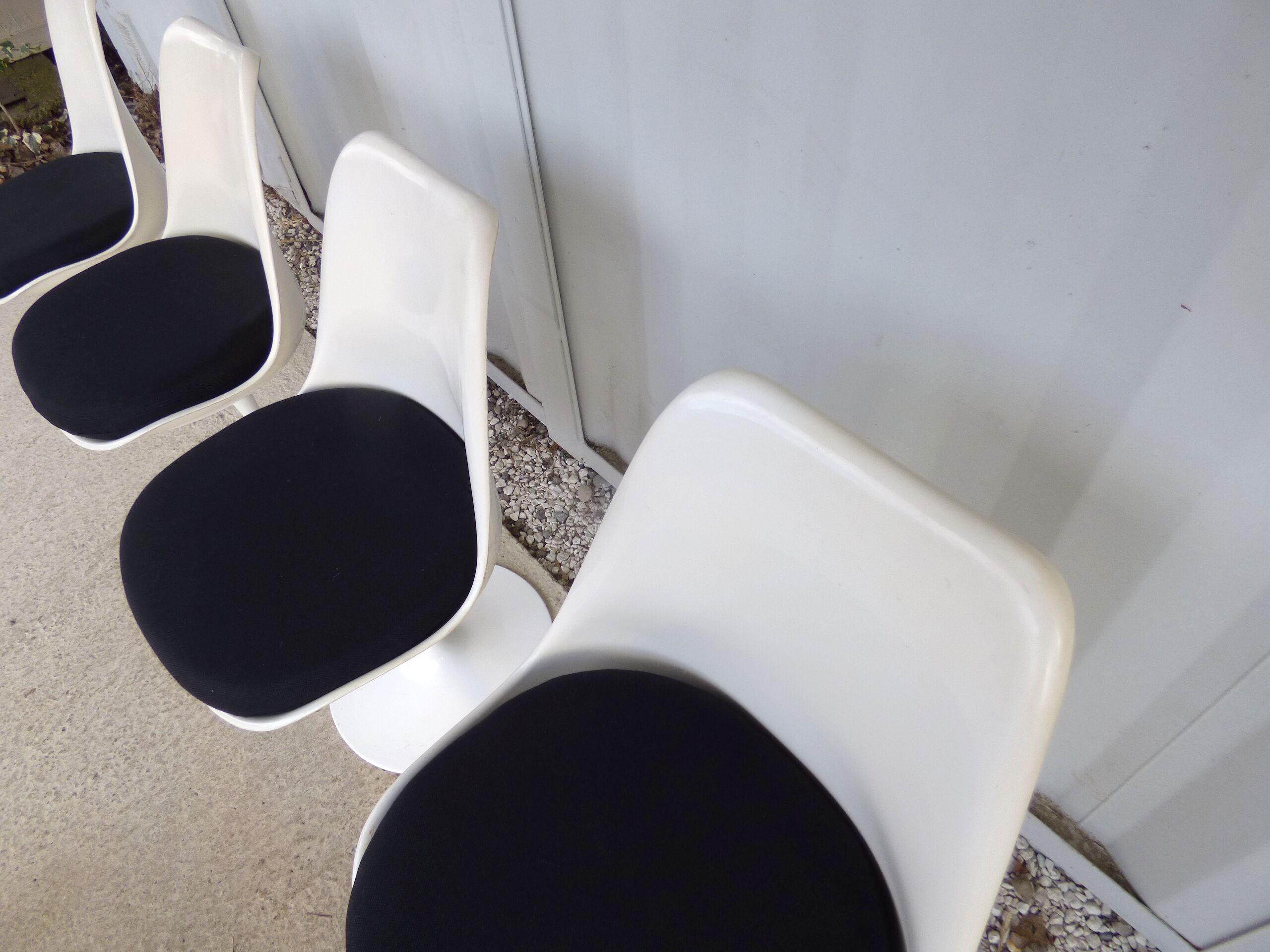 Lot de 4 chaises tulipe Knoll Eero Saarinen