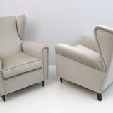 Attributed Gio Ponti Mid-Century Modern Italian Velvet Armchairs, 1950s