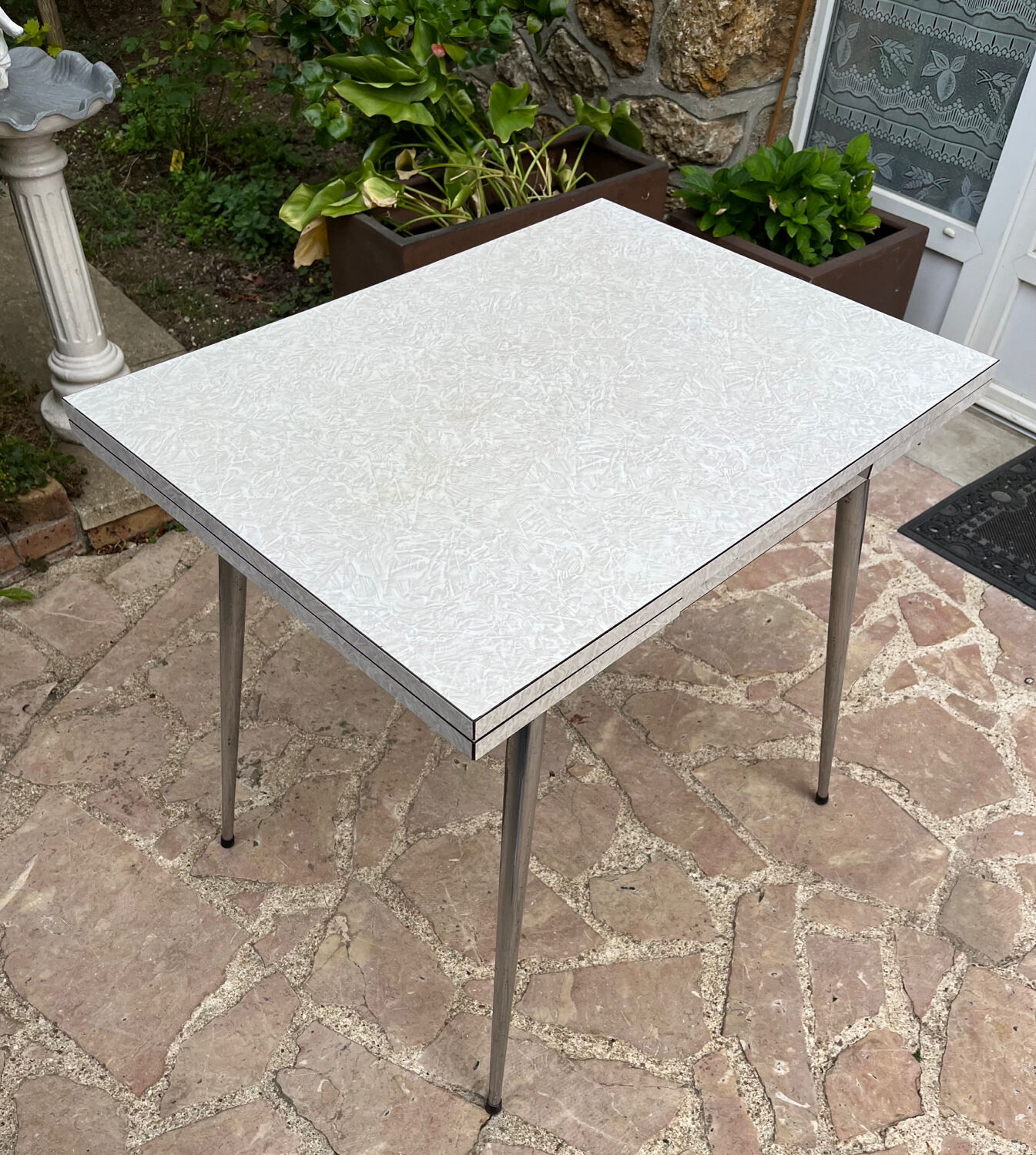 Table Formica