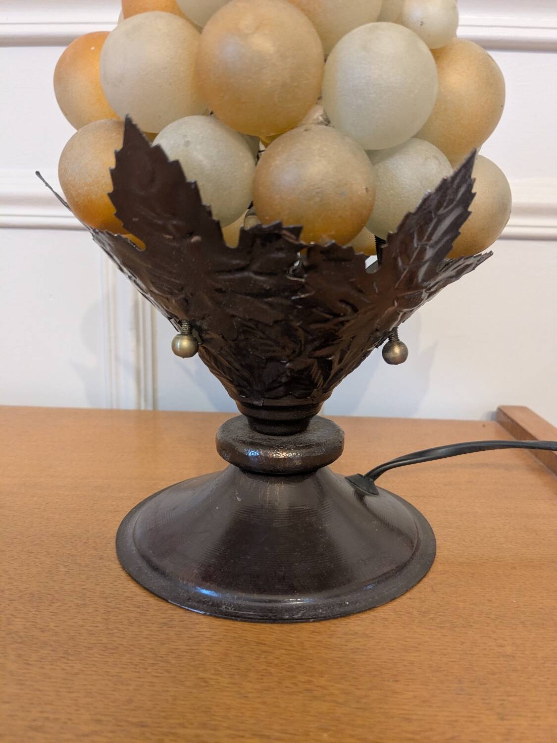 Grape cluster lamp