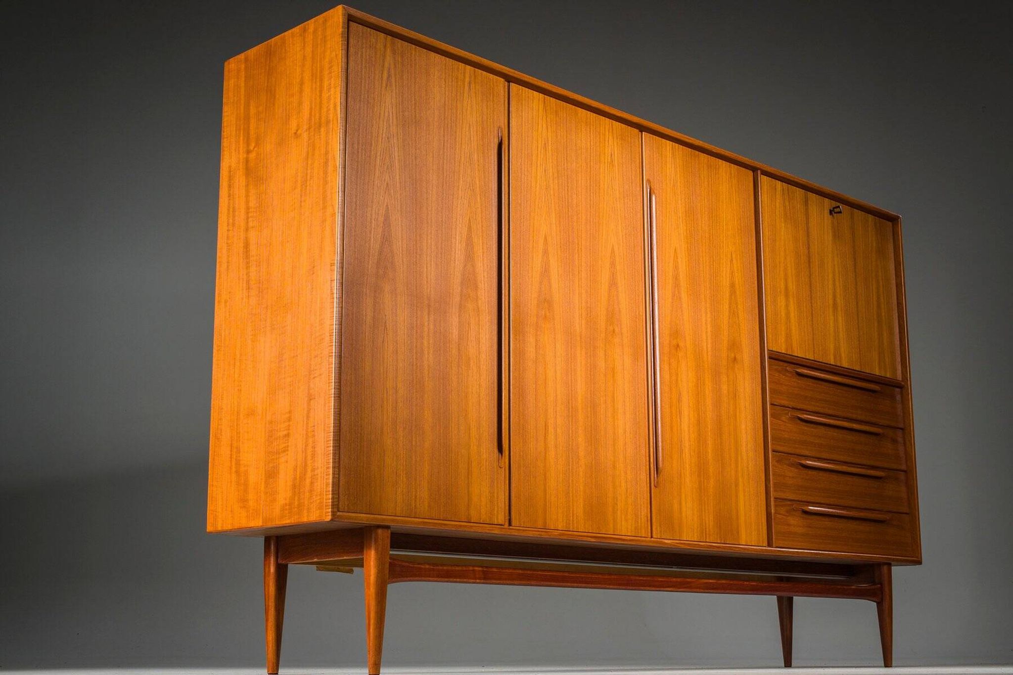 Highboard by Heinrich Riestenpatt for RT 200 Möbel, Germany, 1960s
