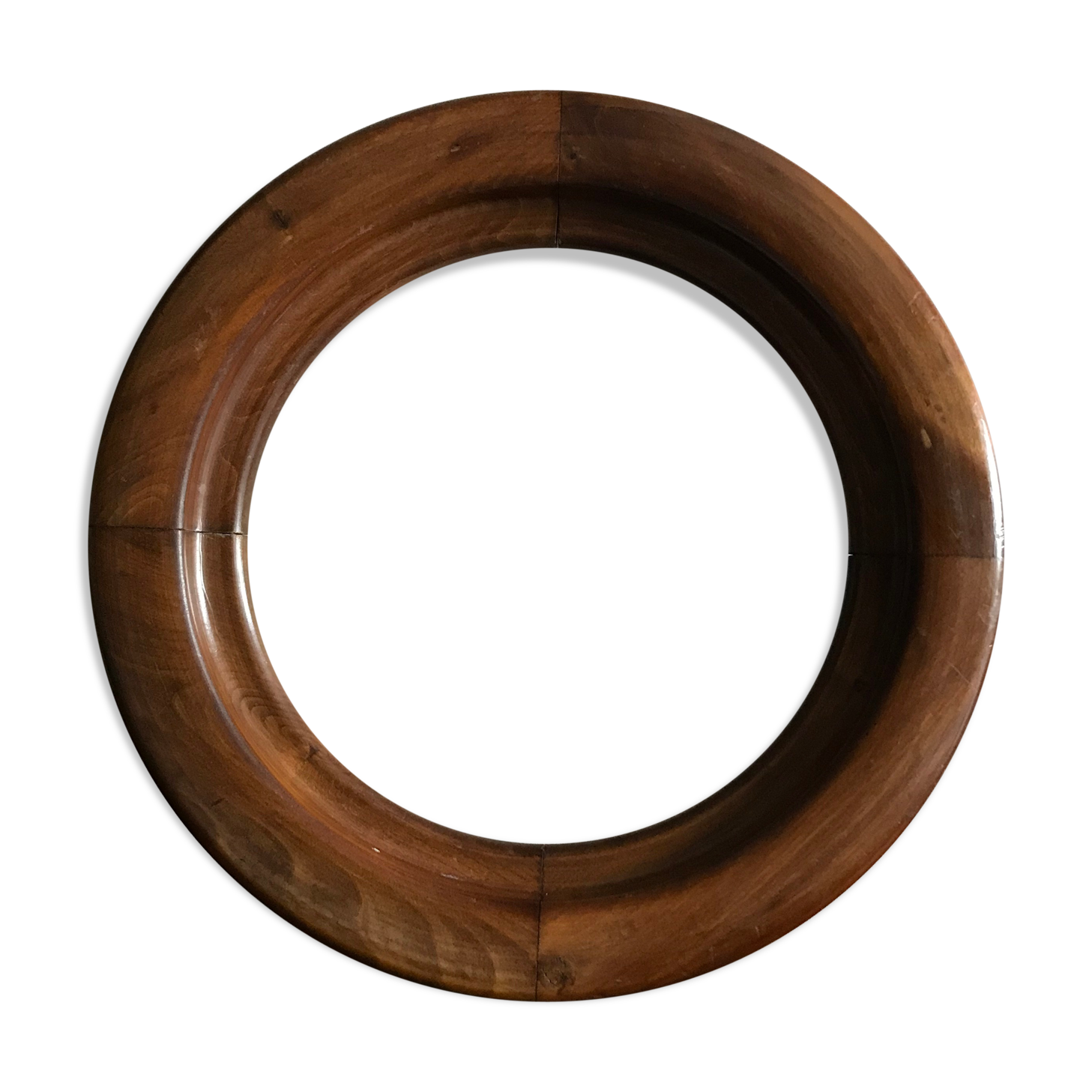 Wooden round frame