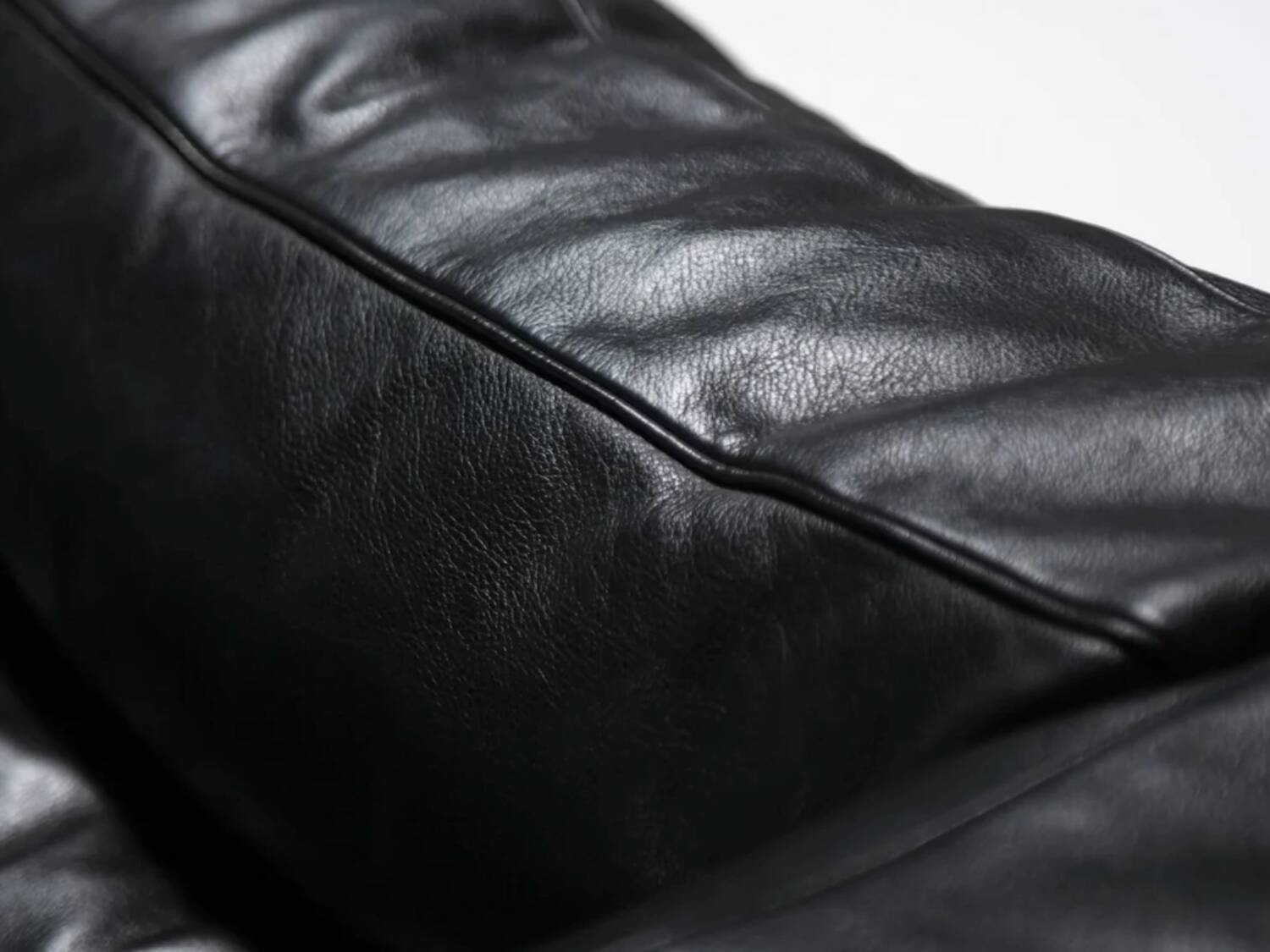 Le Corbusier - Authentic LC3 leather - 2 seats