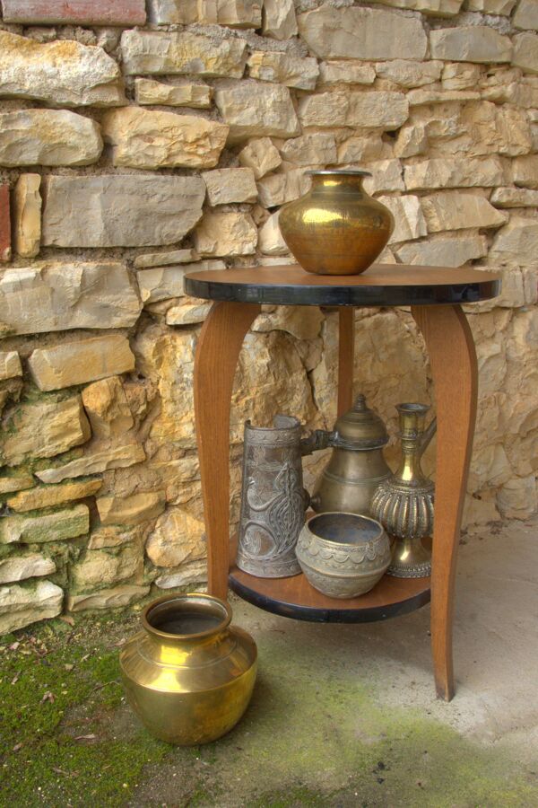 Pot ethnique en bronze ancien, fabrication artisanale d’Inde