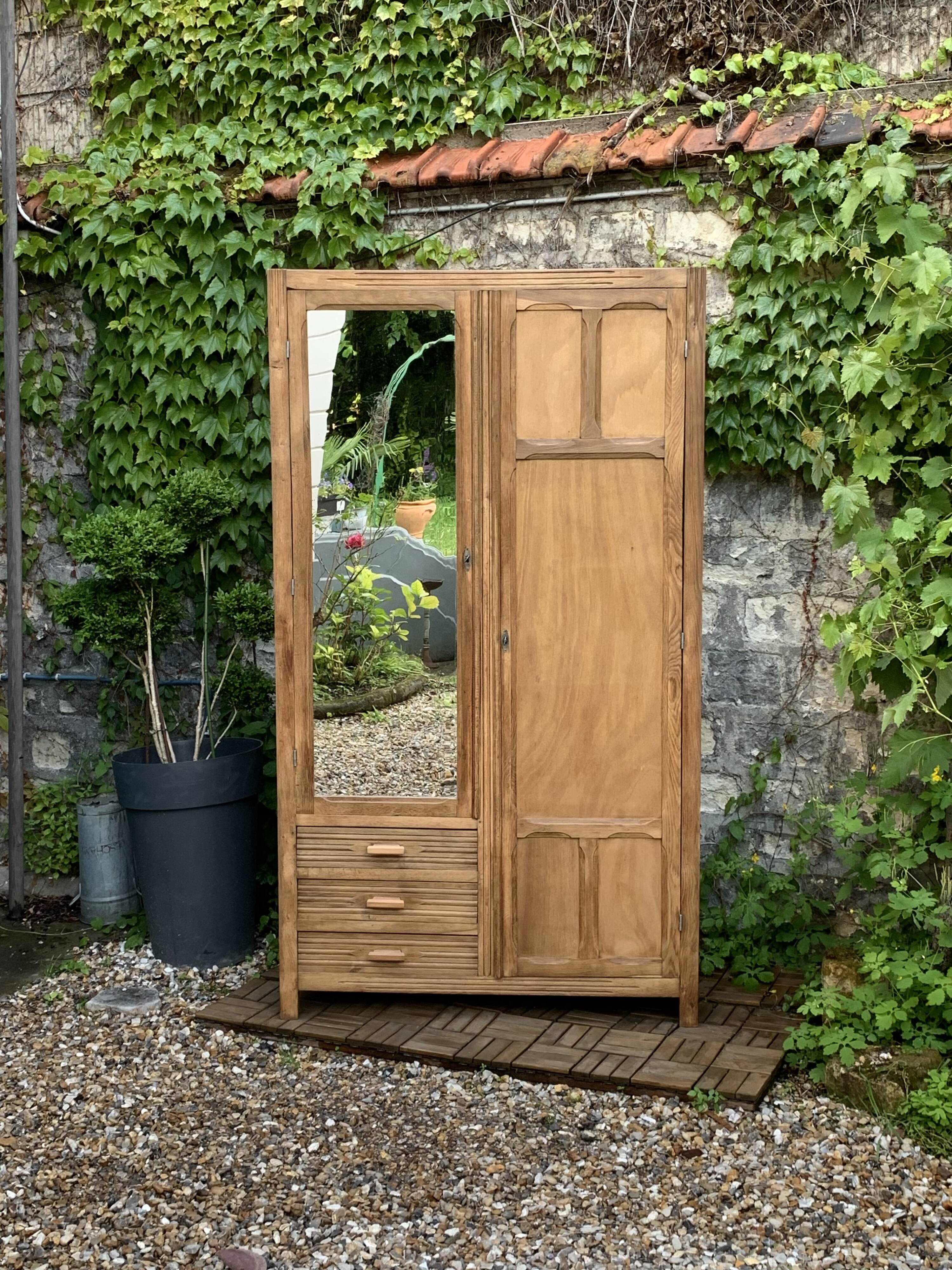 Parisian art deco hotel armoire 1930