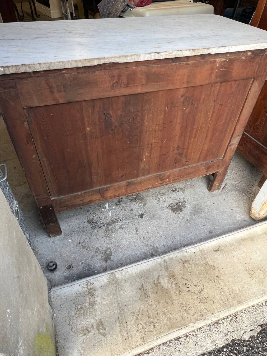 Louis-Philippe chest of drawers