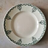 Lot of 4 vintage plates
