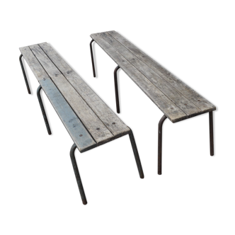 Paire de bancs d'école