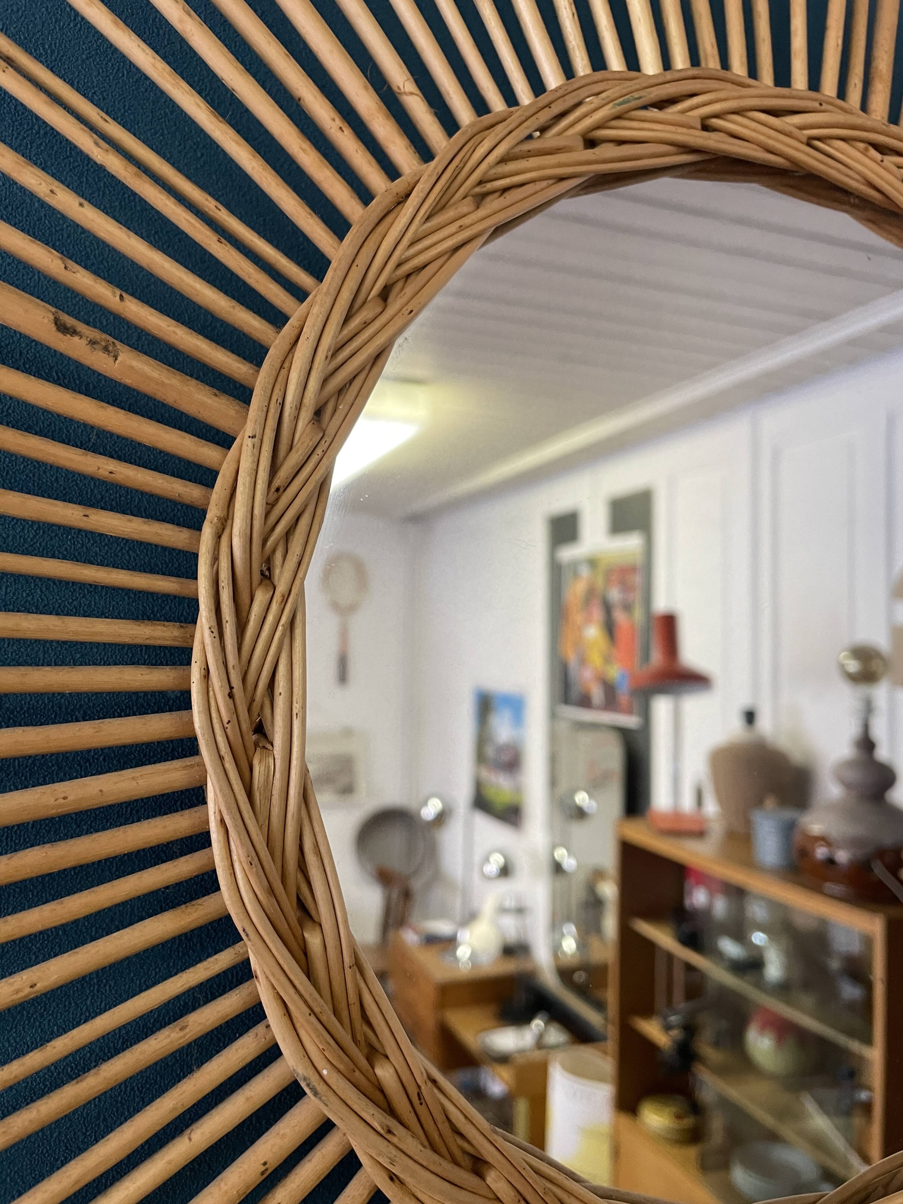 Rattan sun mirror 70s