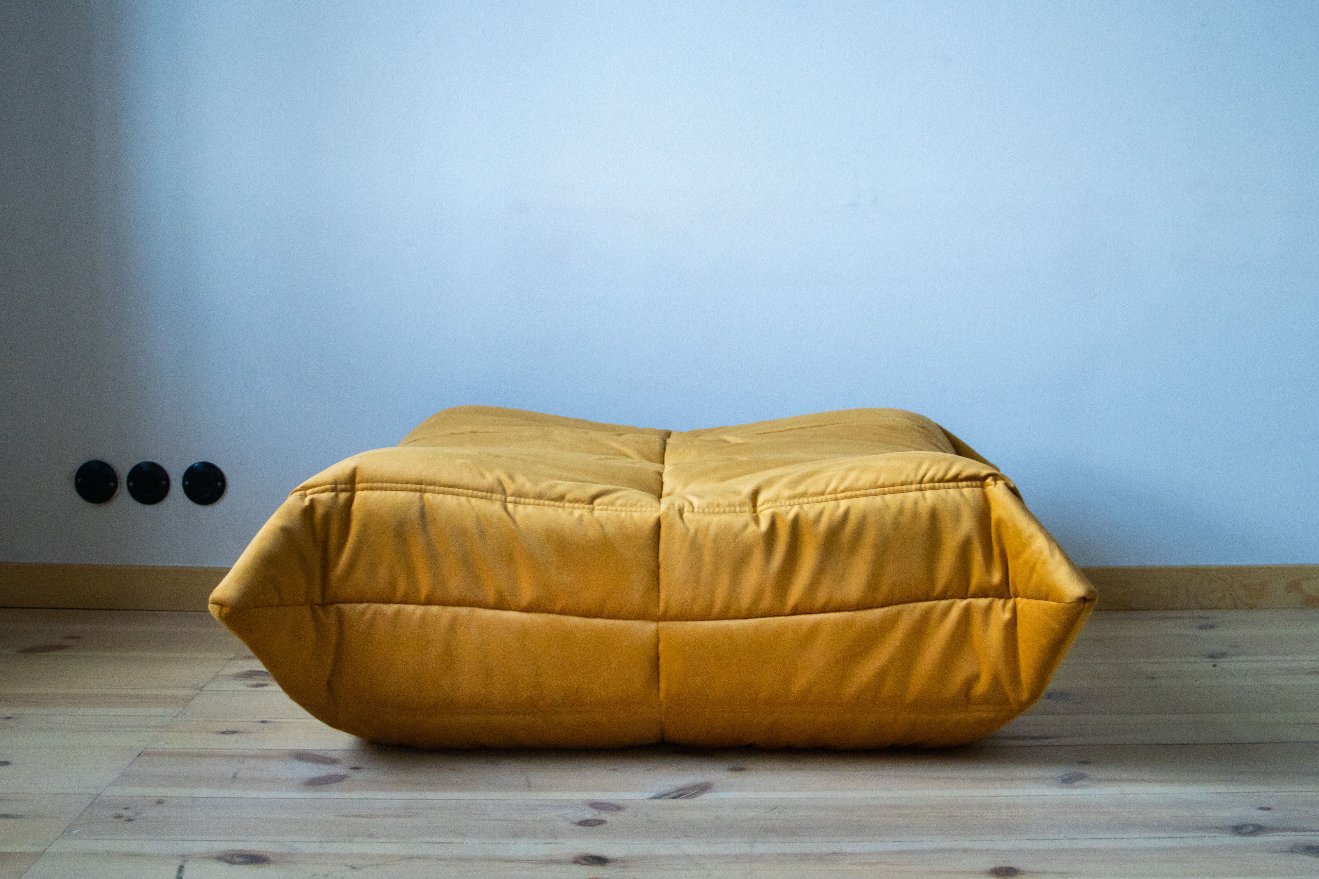 « Togo » set, model designed by Michel Ducaroy 1973