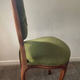 Chaise ancienne en bois et velours capitonné