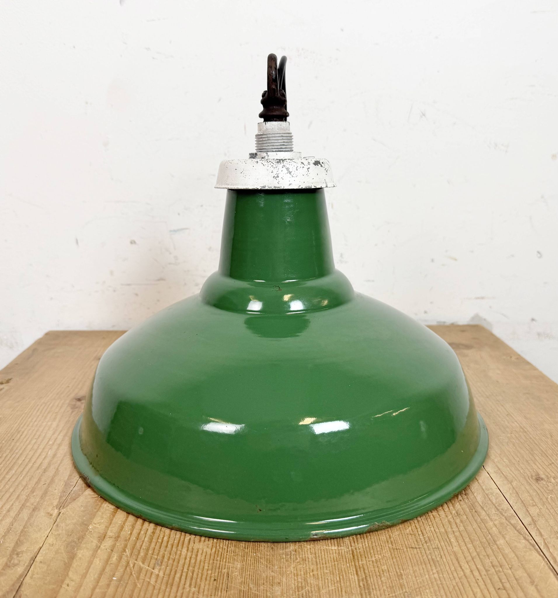 Industrial British Green Enamel Factory Pendant Lamp, 1960s