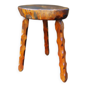 Tabouret tripode brutaliste