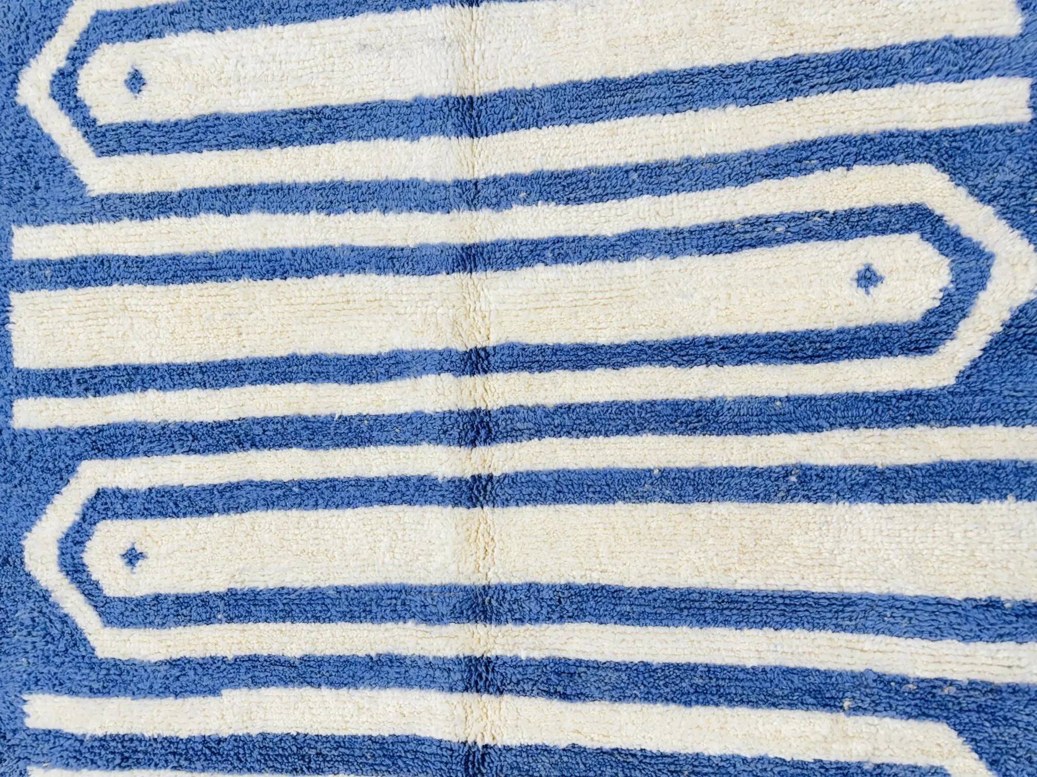 Handmade Moroccan rug 3 x 2 m