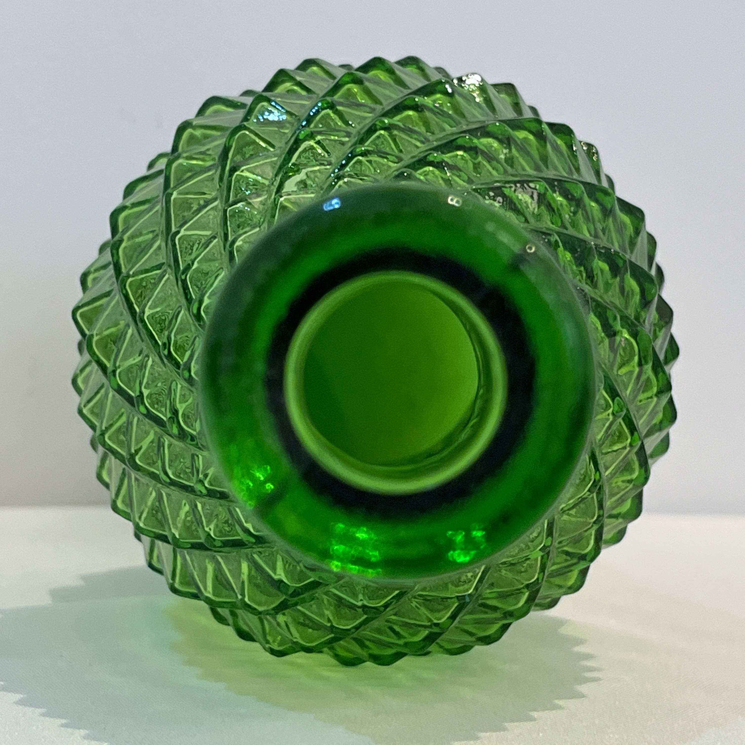 Empoli bottle vintage carafe in green diamond point glass Italy