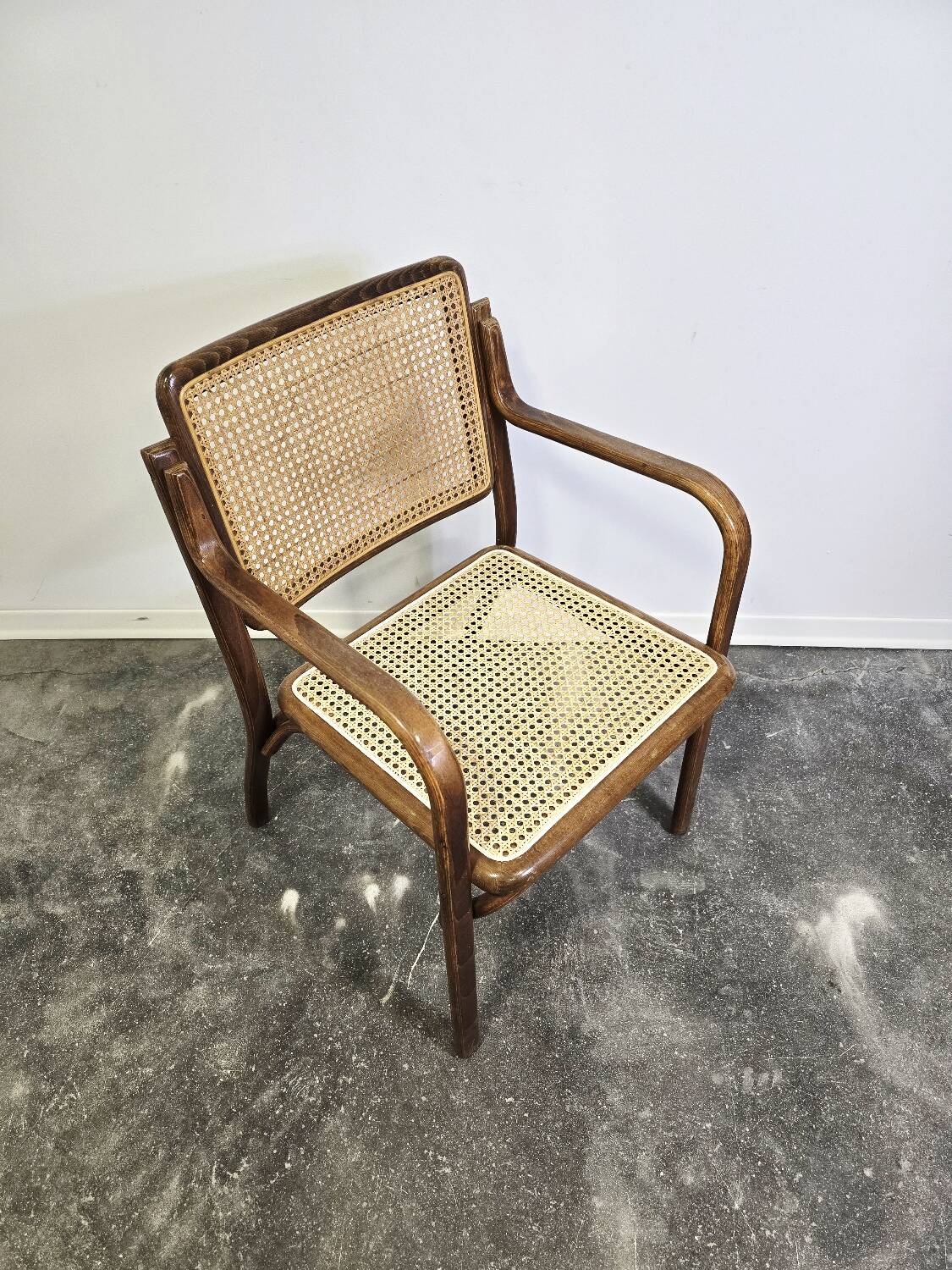 Fauteuil en bois cintré des années 60