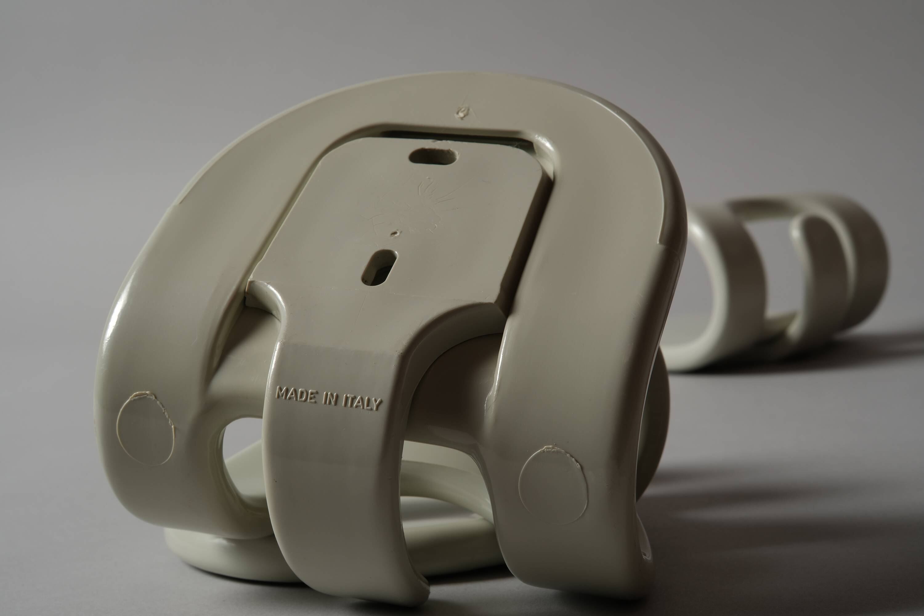 Con&Con Carlo Bartoli Space Age Wall Coat Hooks, Set of Three, Italy, 1970s