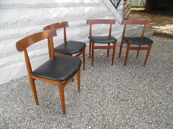 Set of 4 Hans Olsen Scandinavian chairs
