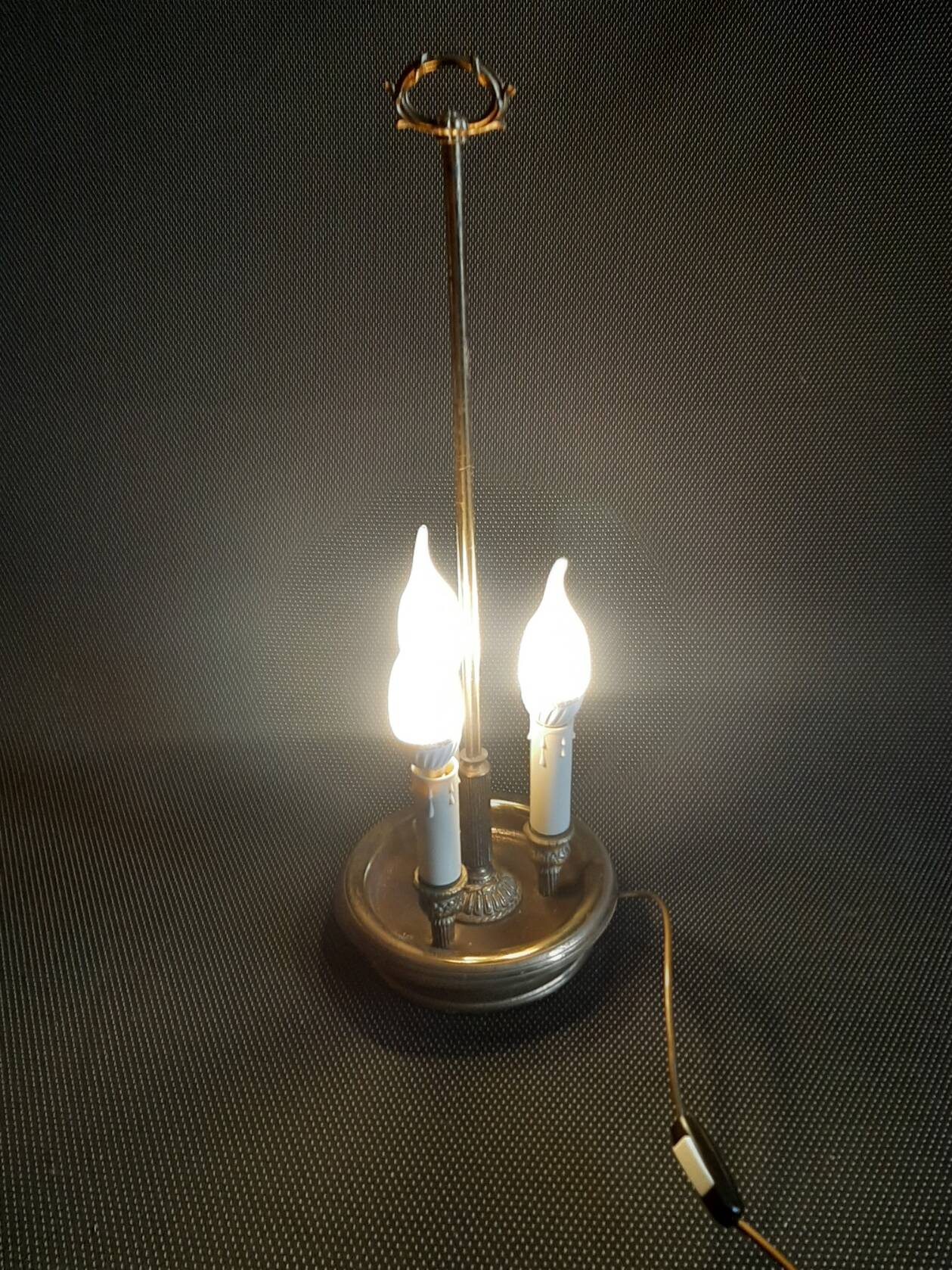 Old bouillotte lamp