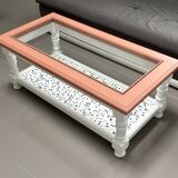Refurbished vintage coffee table with laminated safety glass