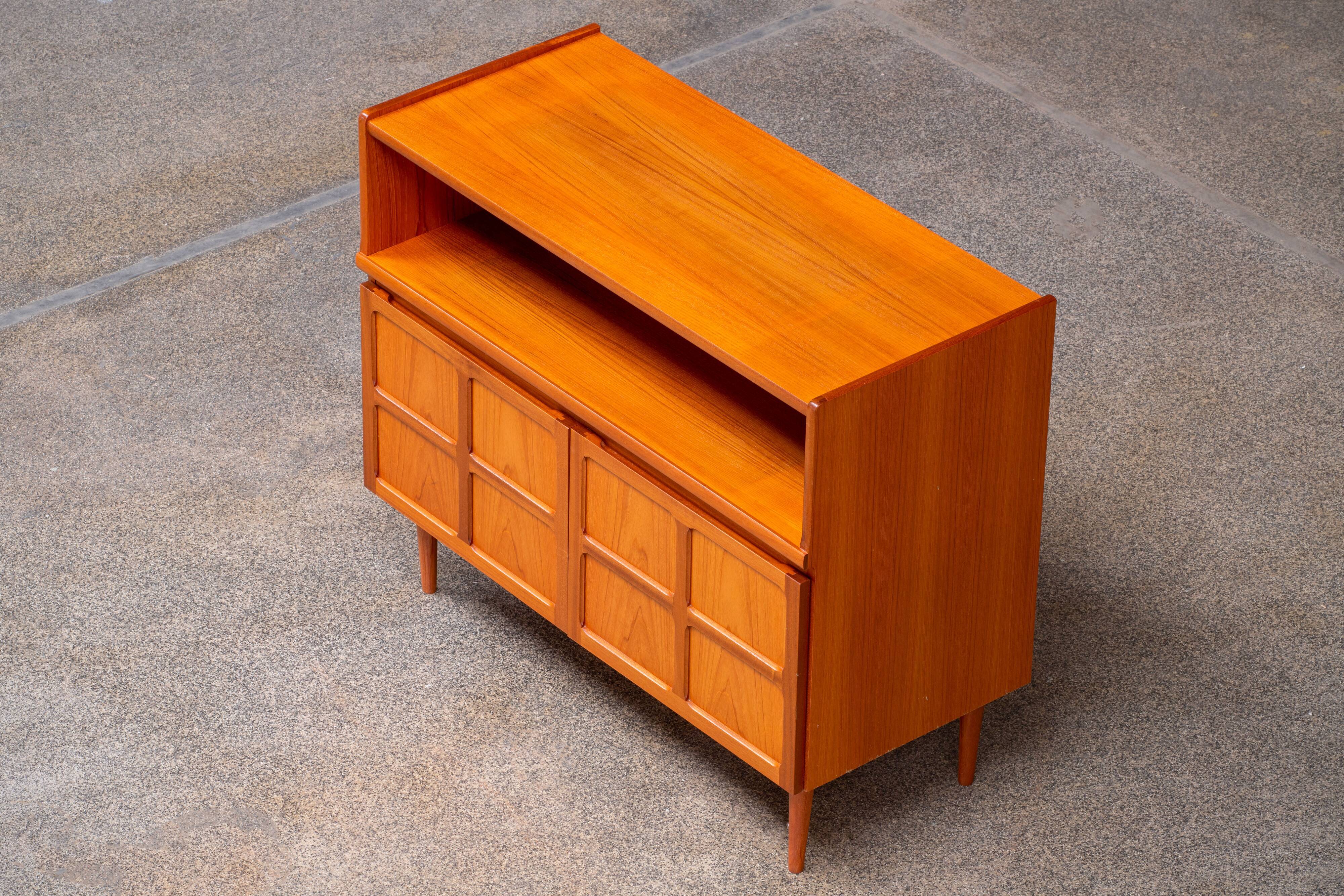 Vintage Scandinavian buffet 1960