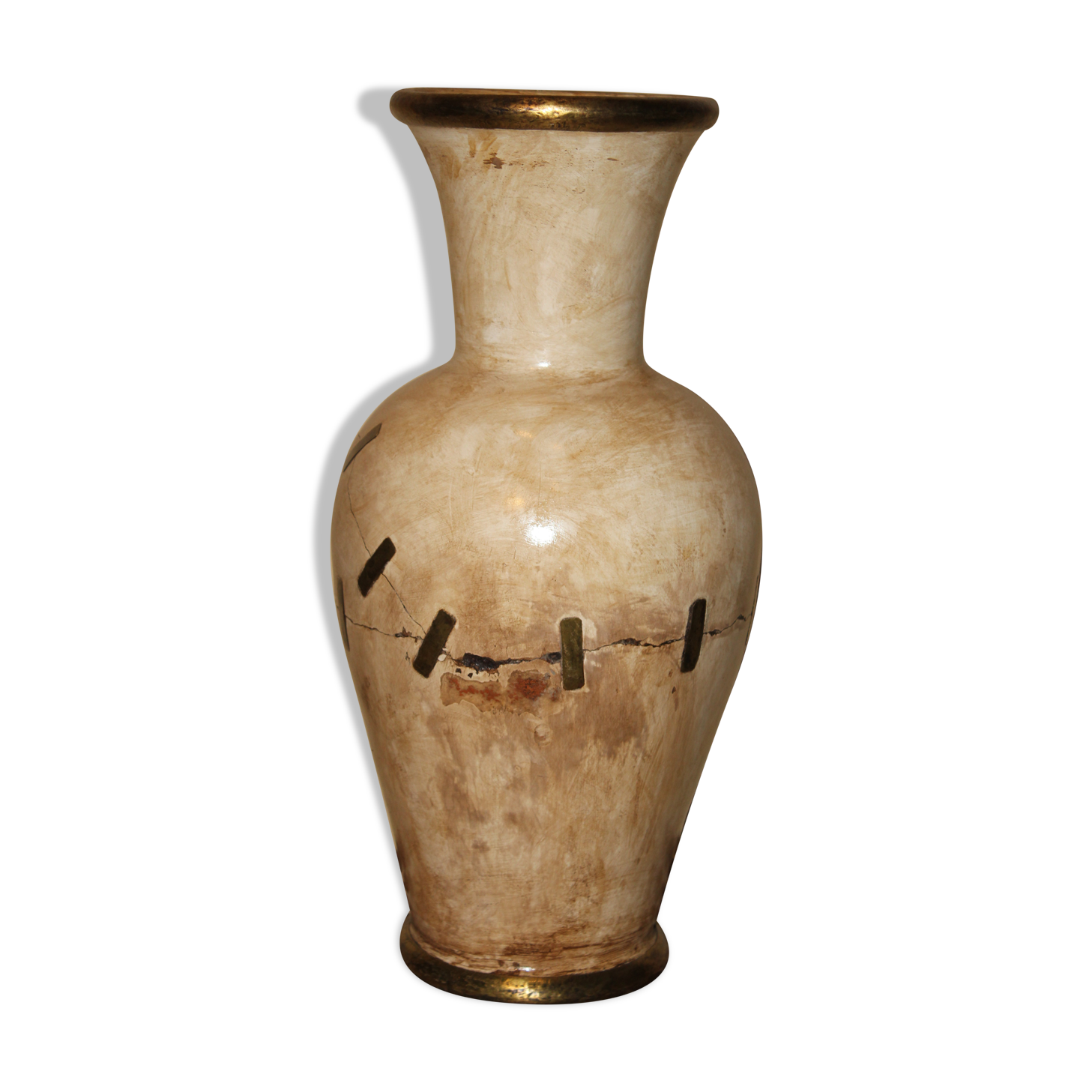 Tadelaket vase