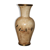 Tadelaket vase