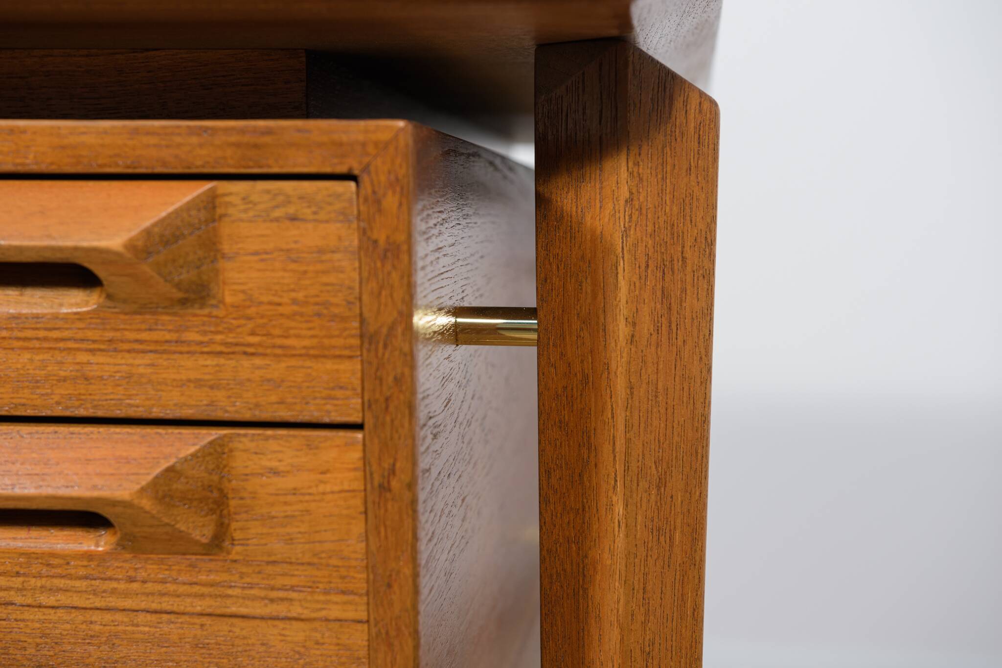 Mid-Century Teak Desk by I.B Kofod-Larsen for Seffle Möbelfabrik, Sweden, 1950s