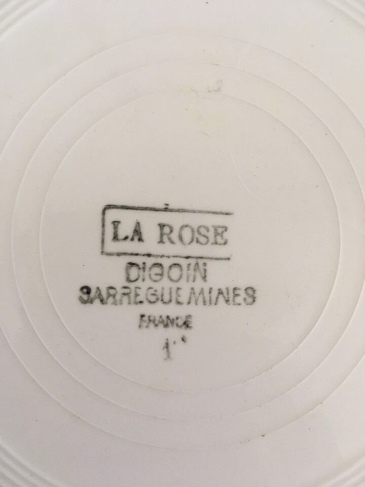 Flat plates with digoin roses sarreguemines