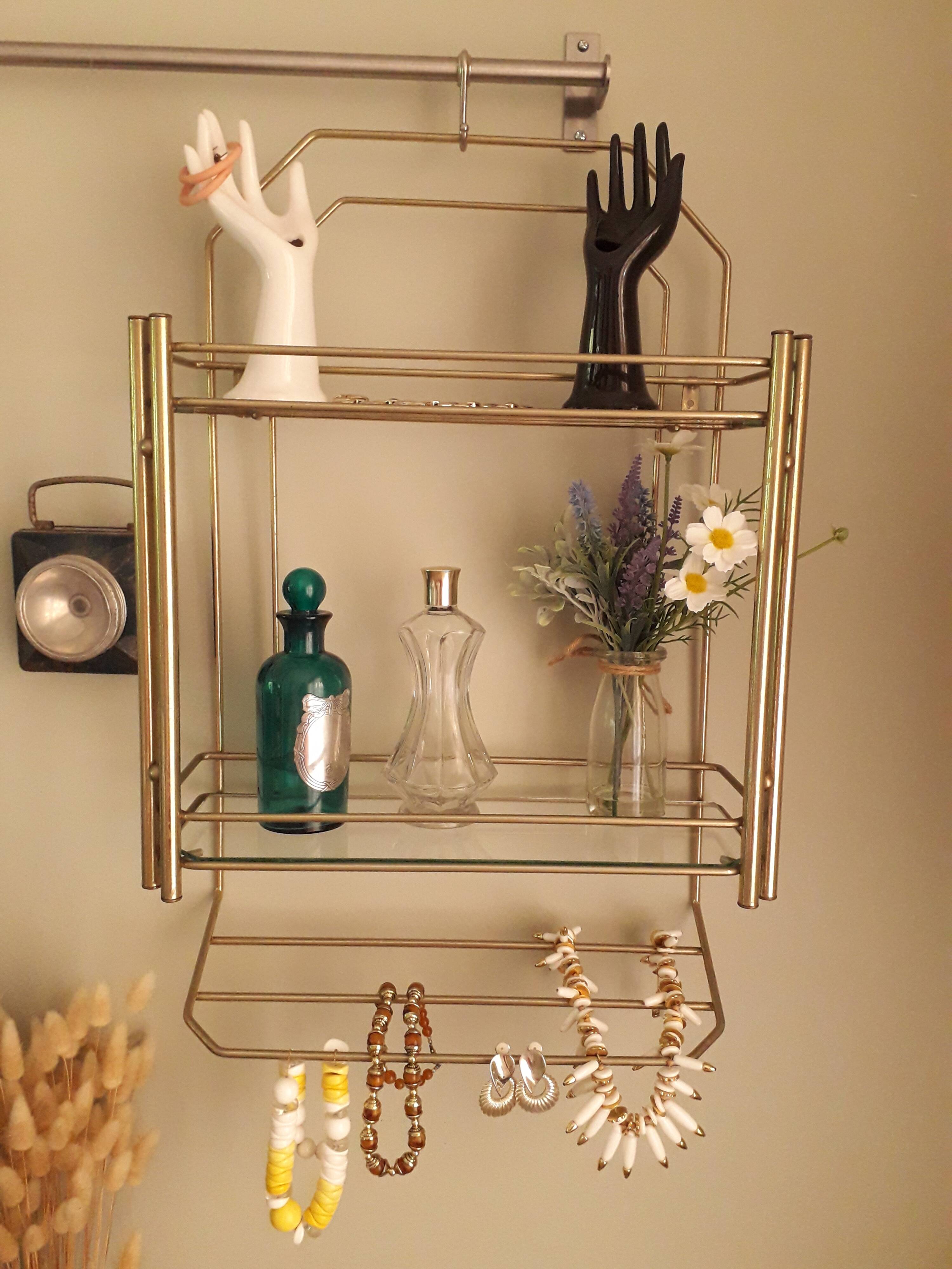 Wall floor gold metal