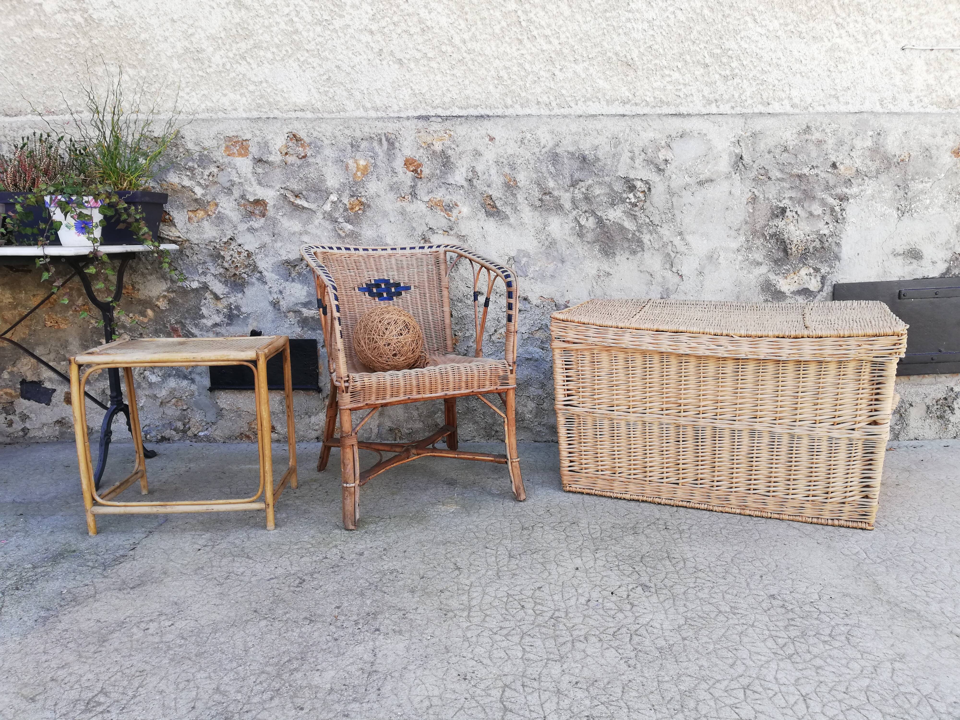 Armchair in wicker rattan and scoubidou