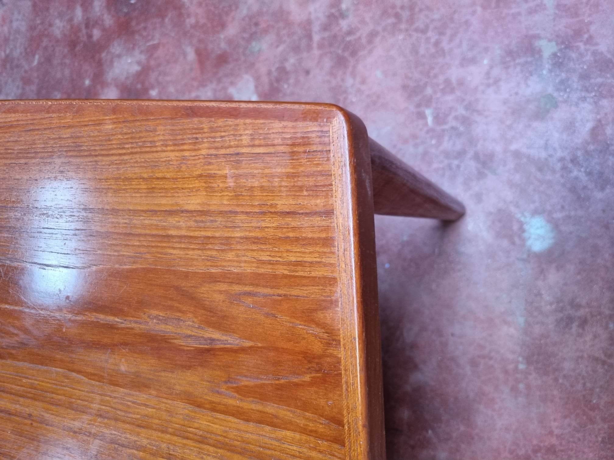 Scandinavian square extension table