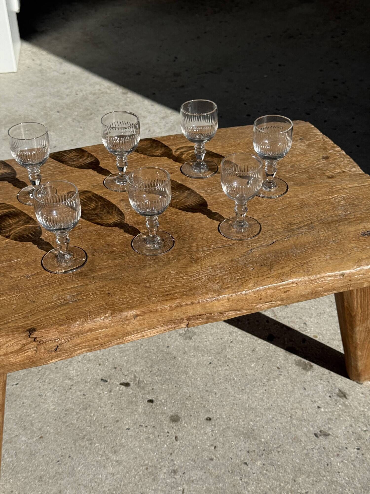Set of 5 mini liqueur glasses on a stem H10 D8