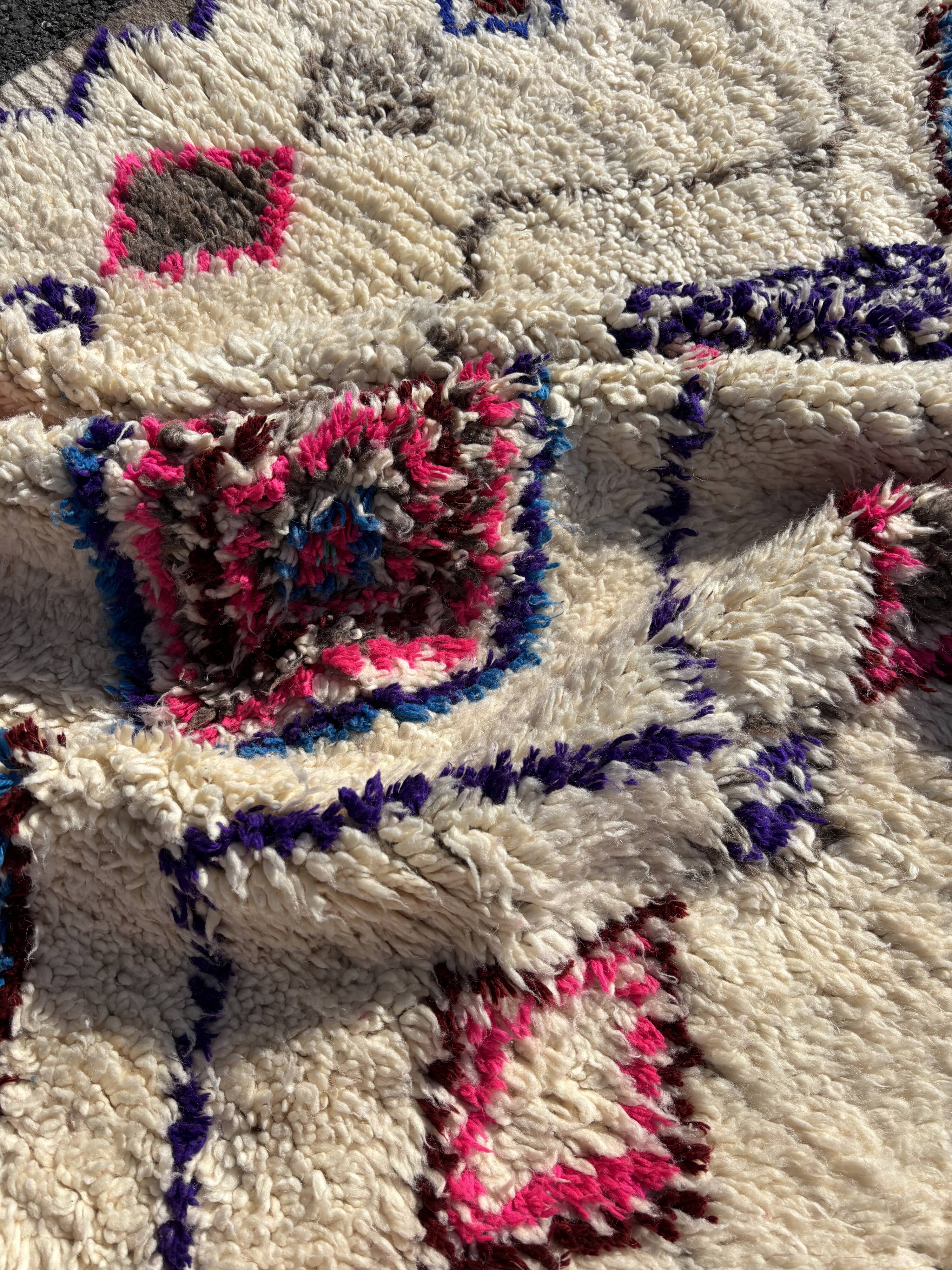 Moroccan Berber Azilal wool rug 150x270 cm